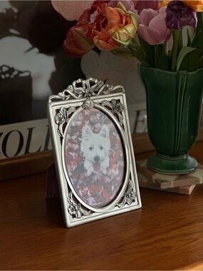 Seagull Pewter floral, bow & bell vintage photo frame with pink velvet backing